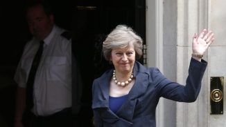 Theresa May Becomes Britain's New Prime Minister, Faces Brexit Divorce Battle 