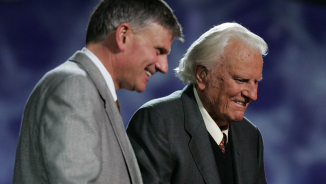 Evangelist Billy Graham Urges All Christians to Vote - Even if They Don't Approve of Either Presidential Candidate 