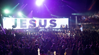 Carl Lentz Celebrates Rapid Growth of Hillsong NYC; Brian Houston Shares Secret to Success 