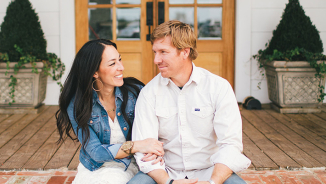 'Fixer Upper' Stars Chip and Joanna Gaines Share Testimony in Powerful 'I Am Second' Video