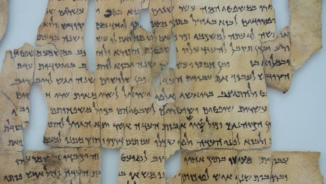 Palestine Claims Dead Sea Scrolls at UNESCO 