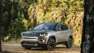 2017 Jeep Compass Launched, Small SUV Now Part of Jeep Range