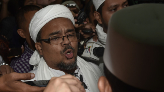 Muslim Leader of Protests Against Jakarta's Christian Governor Now Facing Blasphemy Charges 