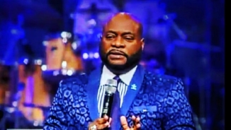 Megachurch Pastor Eddie Long Died, Wife Says He is Resting in Better Place With God