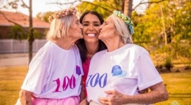 Brazilian Twins Celebrate 100th Birthday with Photoshoot 