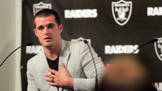 Derek Carr to Tithe 10 Percent of $125 Million Contract; Franklin Graham Praises 'Boldness' of NFL Star 