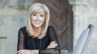 Beth Moore on What She's Learned as Victim of Sexual Assault; Urges Parents to Teach Children to Say 'No'