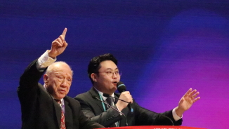 Chinese evangelist Stephen Tong urgently calls on pastors to repent and become holy vessels